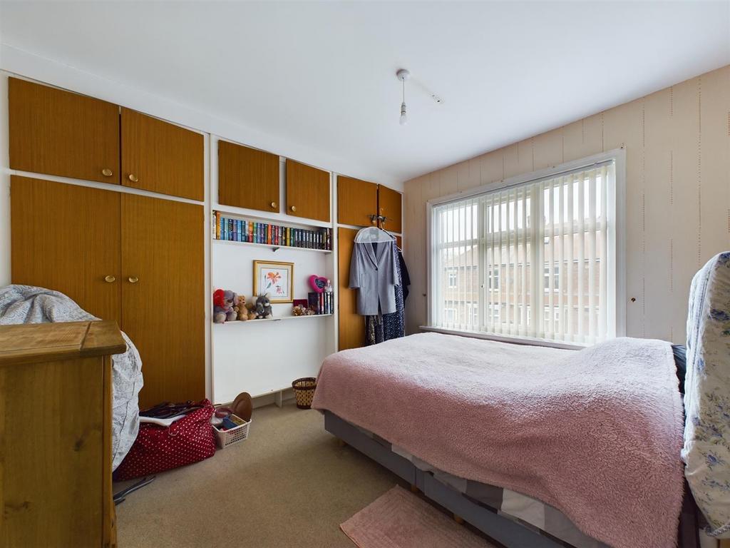 BED 2.jpg