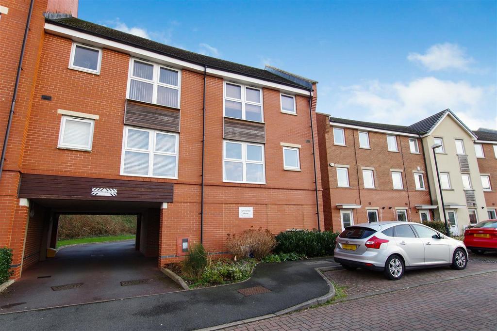 Celsus Grove, Swindon SN1 1 bed flat for sale £125,000