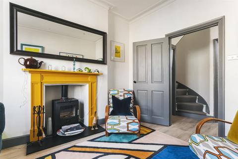 113 Fairview Road, Cheltenham, GL52 2EX