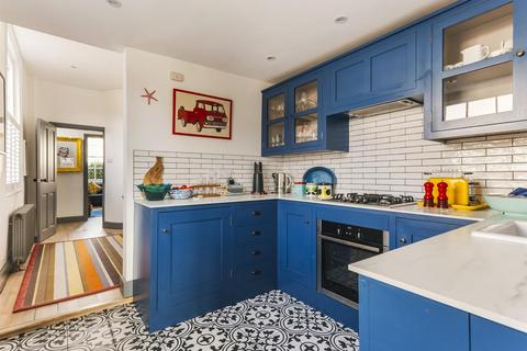 113 Fairview Road, Cheltenham, GL52 2EX