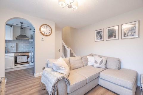 42 Cobb Close, Datchet, Slough, SL3 9QZ