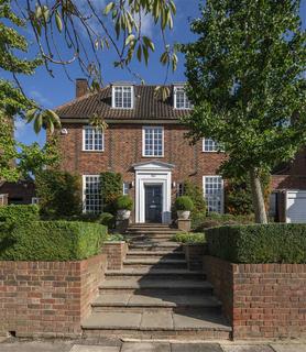 5 bedroom detached house for sale, Wildwood Road, NW11