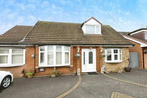 4 bedroom detached bungalow for sale, Long Lane South, Middlewich CW10