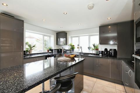 3 bedroom detached house for sale, Long Lane South, Middlewich CW10