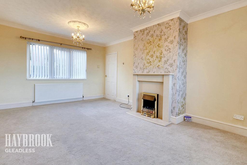 Lister Drive, Sheffield 3 bed semidetached house for sale £170,000