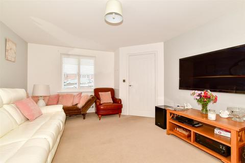 3 bedroom end of terrace house for sale, Tributary Lane, Faygate, Horsham, West Sussex