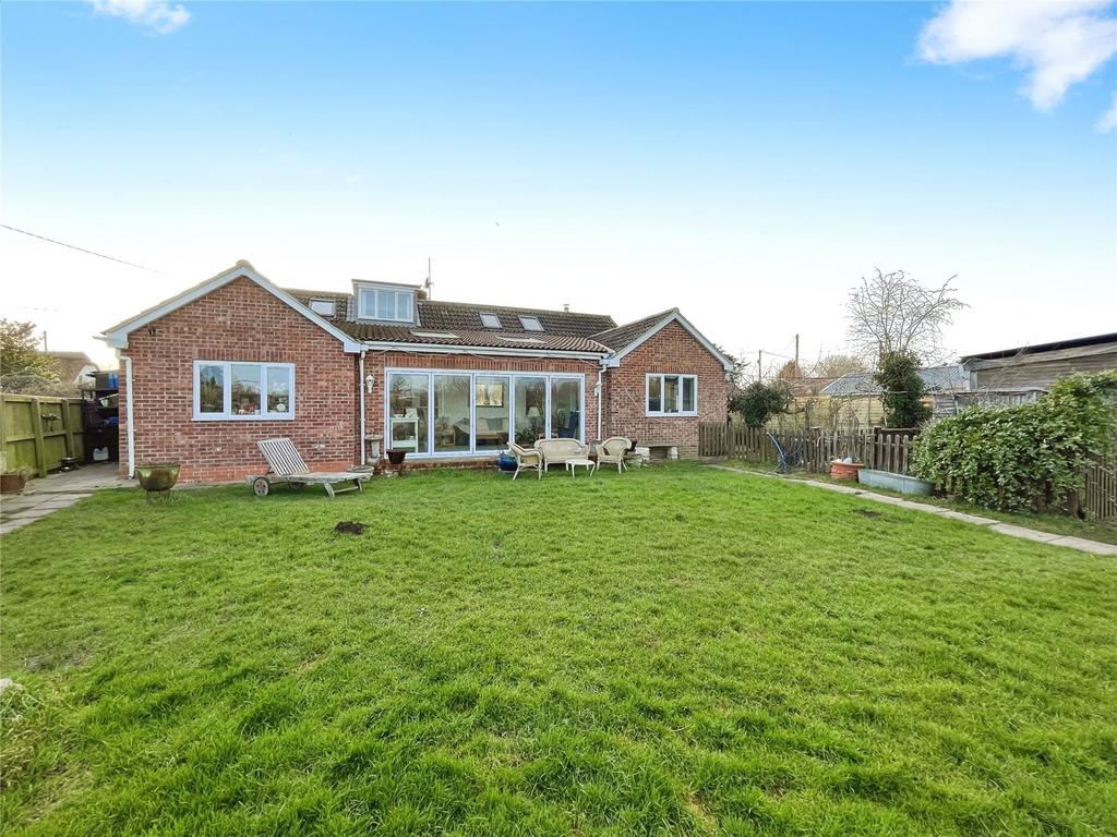 Hawkeridge Village, Westbury 3 bed bungalow for sale £475,000