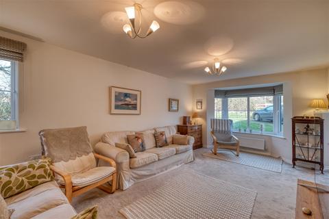 10 Aconbury Close, Webheath, Redditch, B97 5UL
