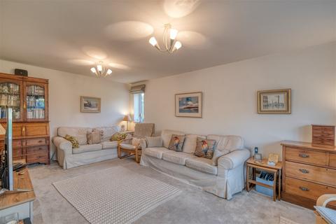 10 Aconbury Close, Webheath, Redditch, B97 5UL