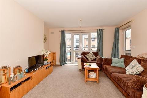 2 bedroom flat for sale, Cannons Wharf, Tonbridge, Kent