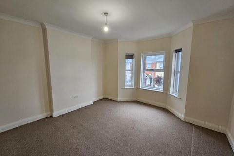 2 bedroom apartment to rent, Ashley Road, Boscombe