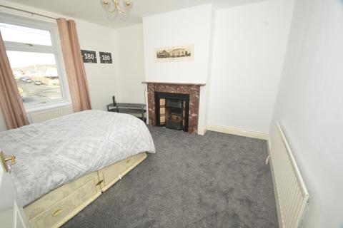 2 bedroom flat to rent, Hartington Street, Consett, DH8