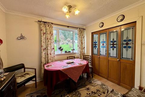 1 Ffynnonau, Crickhowell, NP8 1DA