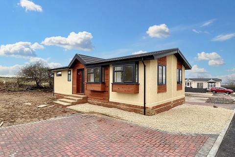 2 bedroom bungalow for sale, Easington Road, Hartlepool, Durham, TS24 9SJ