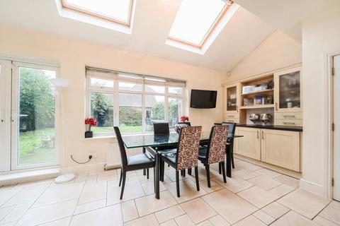 5 bedroom detached house for sale - Oxhey Road, Watford, Hertfordshire