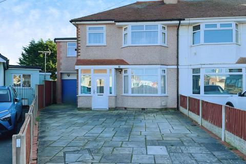 37 Handsworth Crescent, Rhyl, LL18 4HP
