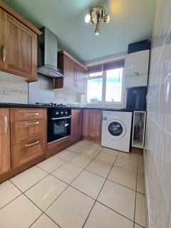 1 bedroom in a flat share to rent - Morden, SM4