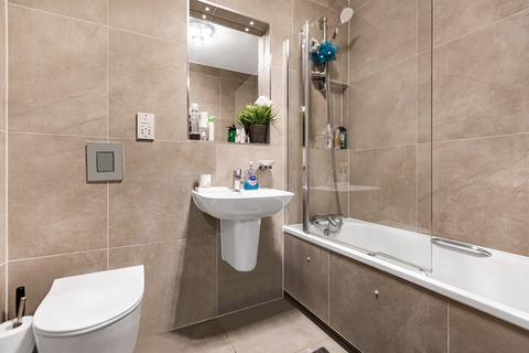 Flat 3, Power House, 87 West Street, Harrow, HA1 3EL