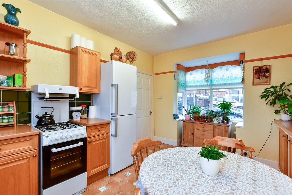 Kitchen /Breakfast Room