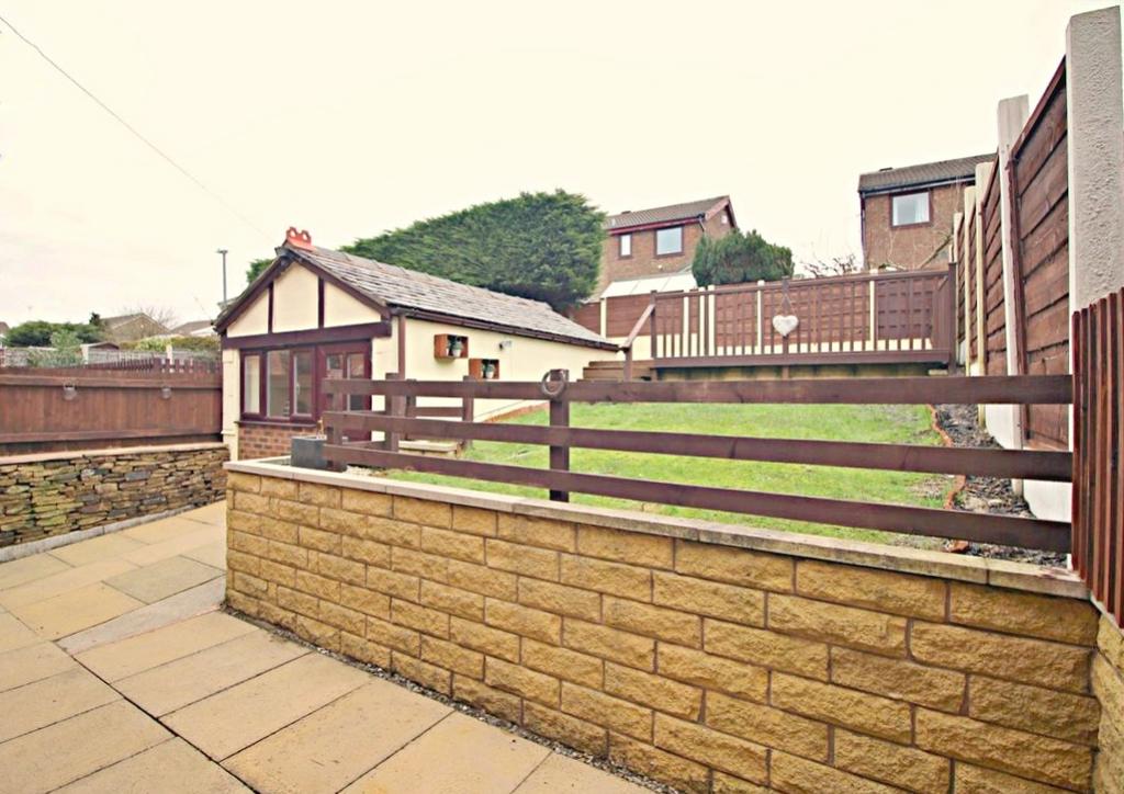 108 Mercer Crescent, Helmshore, Rossendale 3 bed detached house for