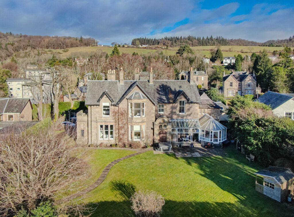 ‘Logie Aston’, Kenilworth Road, Bridge of Allan, FK9 5 bed link