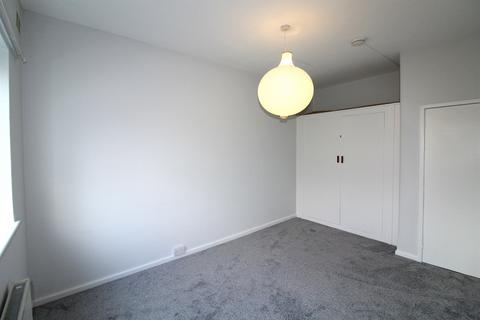 2 bedroom apartment to rent, Bentcliffe Lane, 16 Bentcliffe Lane, LS17