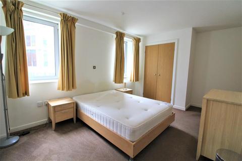2 bedroom apartment to rent, Whitehall Quay,, Leeds, LS1