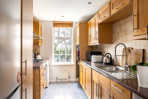 90 Colne Road, Twickenham, TW2 6QE