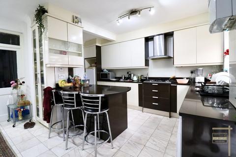 150 Somerset Road, Southall, UB1 2TY