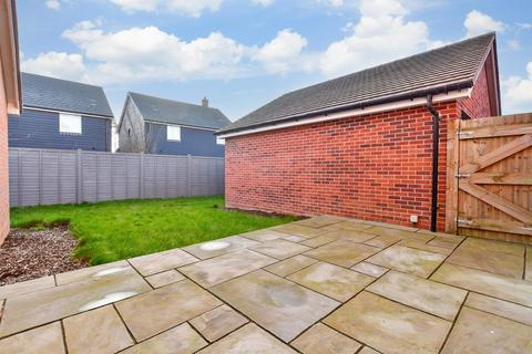 3 bedroom detached house for sale, Wenham Drive, Maidstone, Kent