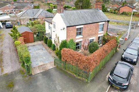 3 bedroom detached house for sale, Ellesmere Road, Oswestry SY11