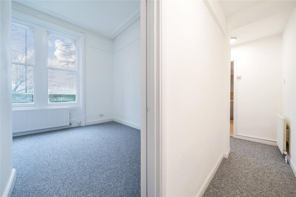 Westwood Hill, London, SE26 1 bed flat for sale £325,000