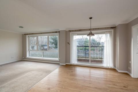15 Belvedere Park, Edinburgh, EH6 4LR