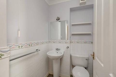 15 Belvedere Park, Edinburgh, EH6 4LR