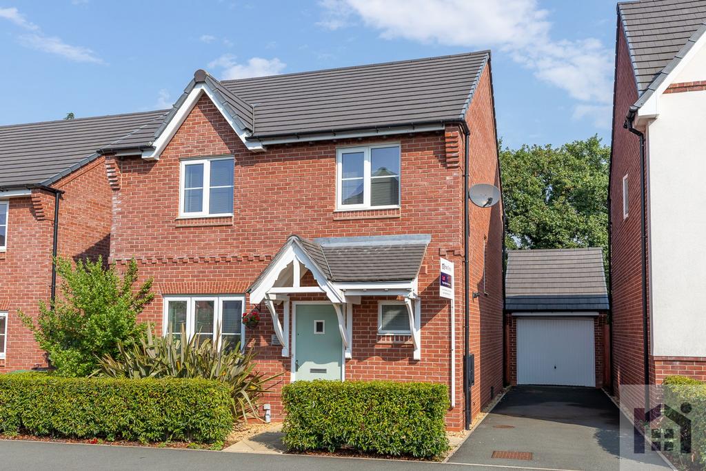 New Mill Street, Eccleston, PR7 5FS 4 bed detached house for sale £