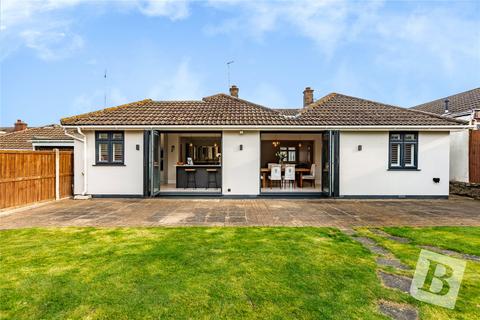 14 Green Walk, Ongar, CM5 9HR