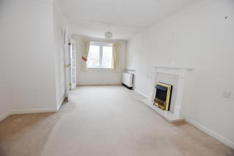 1 bedroom flat for sale - West Moors Ferndown, Dorset BH22 0HR