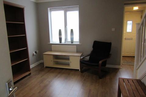 2 bedroom semi-detached house to rent, Ellis Street, Hulme, Manchester. M15 5TA