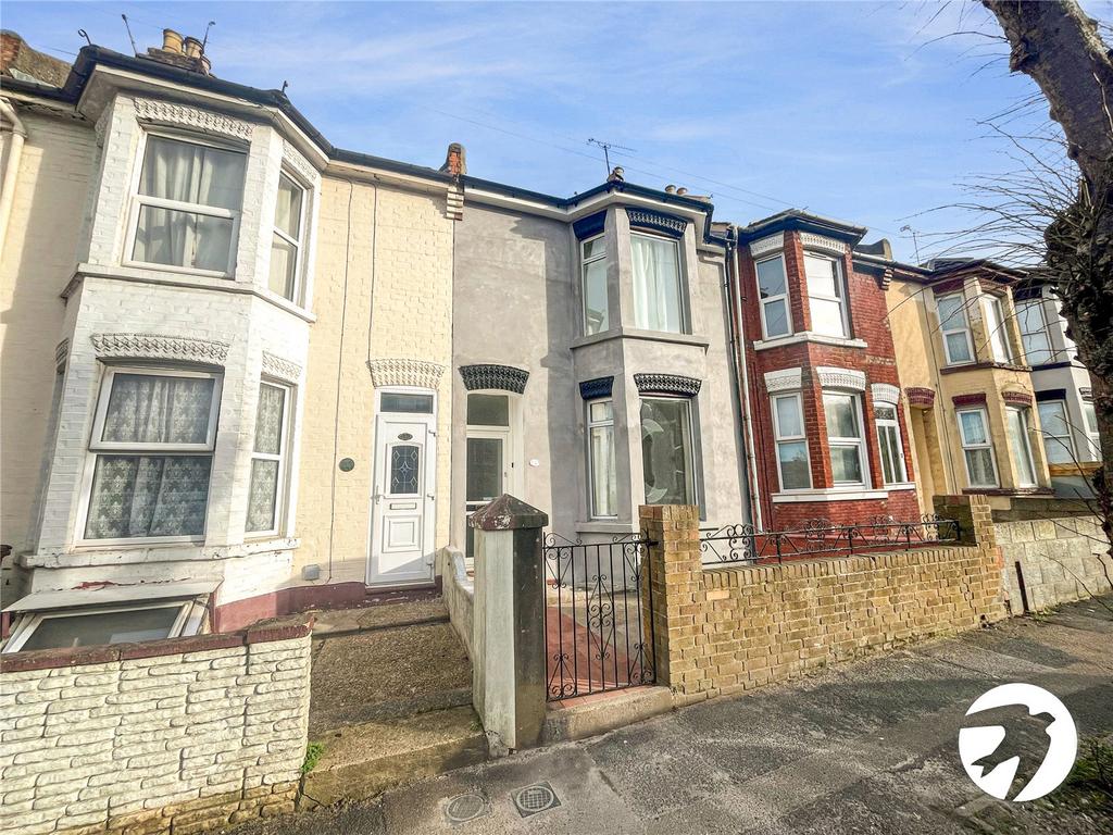 Rock Avenue, Gillingham, Kent, ME7 3 bed terraced house £1,500 pcm (£346 pw)