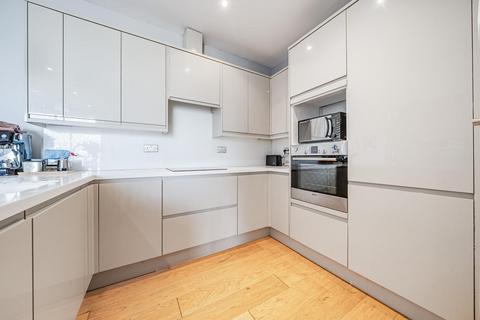 2 bedroom flat for sale, East Dulwich Road, London