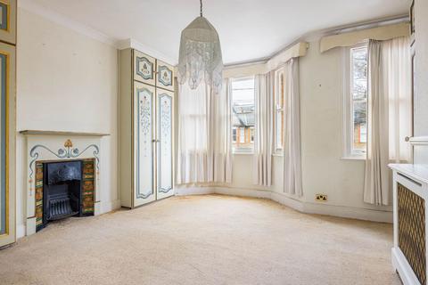 42 Ailsa Avenue, Twickenham, TW1 1NG