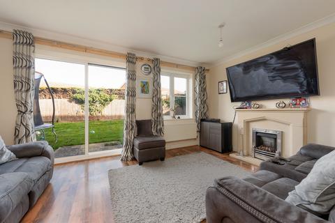 4 bedroom detached house for sale, Favourite Road, Whitstable