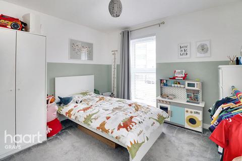 3 Bata Mews, East Tilbury, Tilbury, RM18 8FR