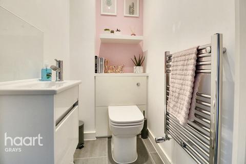 3 Bata Mews, East Tilbury, Tilbury, RM18 8FR