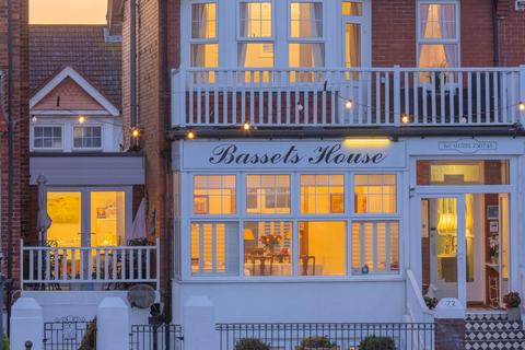 Guest house for sale - Royal Parade, Eastbourne