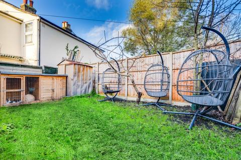 96 Stanley Road, Croydon, CR0 3QB