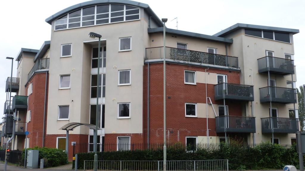 Suffolk Drive, Gloucester 1 bed apartment for sale - £135,000