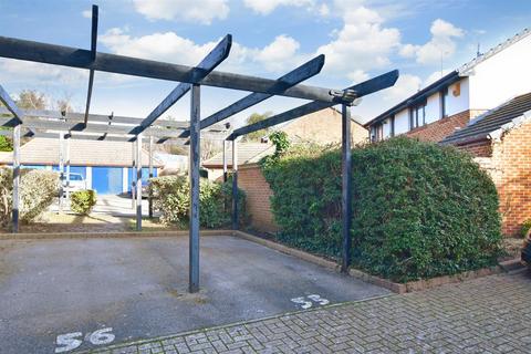 53 Haig Gardens, Gravesend, DA12 1NE