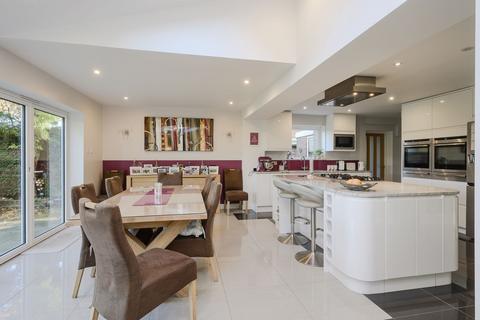 4 Stockfield Road, Claygate, Esher, KT10 0QG
