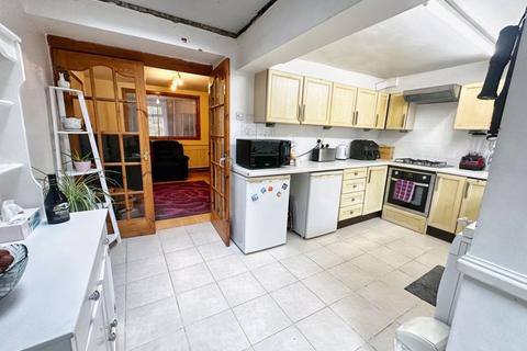 19 Taillwyd Road, Neath Abbey, Neath, SA10 7DT